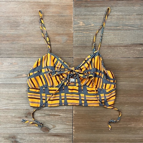 UO Dolores Tie-Front Cropped Tank Top - Picture 5 of 9